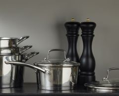 By Tareq Taylor Salt- og peberkværnsæt 26 cm.