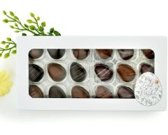 Æske med 18 stk. marcipanæg