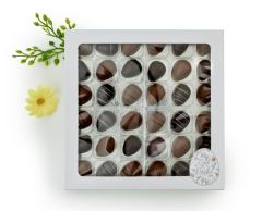 Æske med 36 stk. marcipanæg